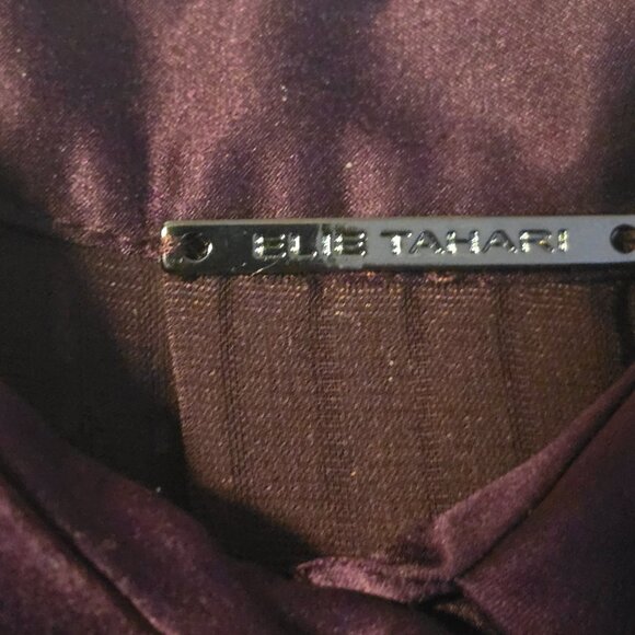 Elie Tahari Top - Picture 6 of 6